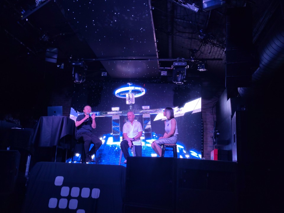 Alex, Lois and Canbai panel